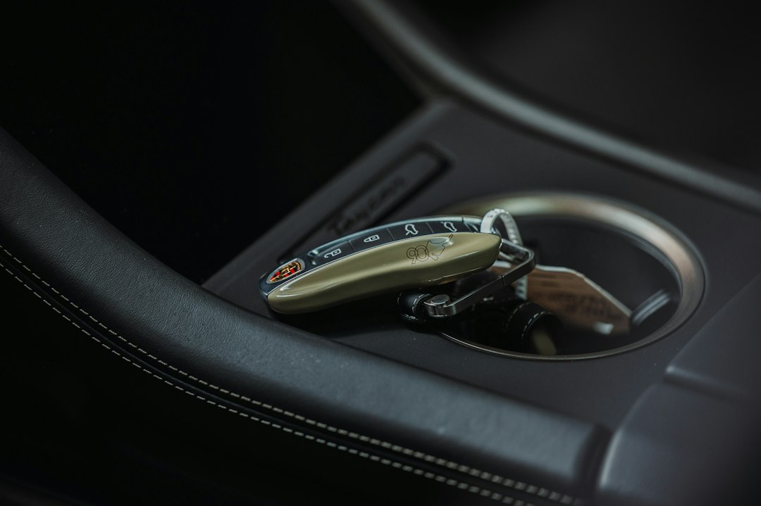 Car key replacement service